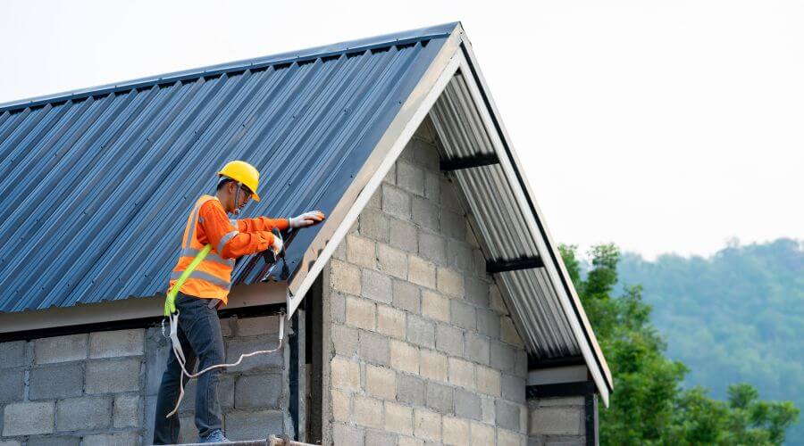Expert Emergency Roof Repairs services in Kanopolis, KS